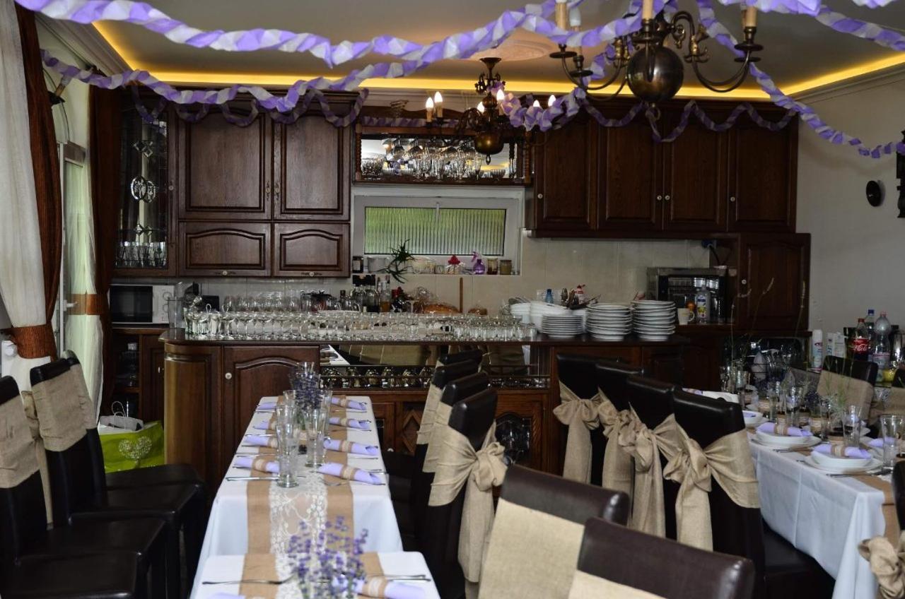 באלאטונסארסו Granit Villa מראה חיצוני תמונה